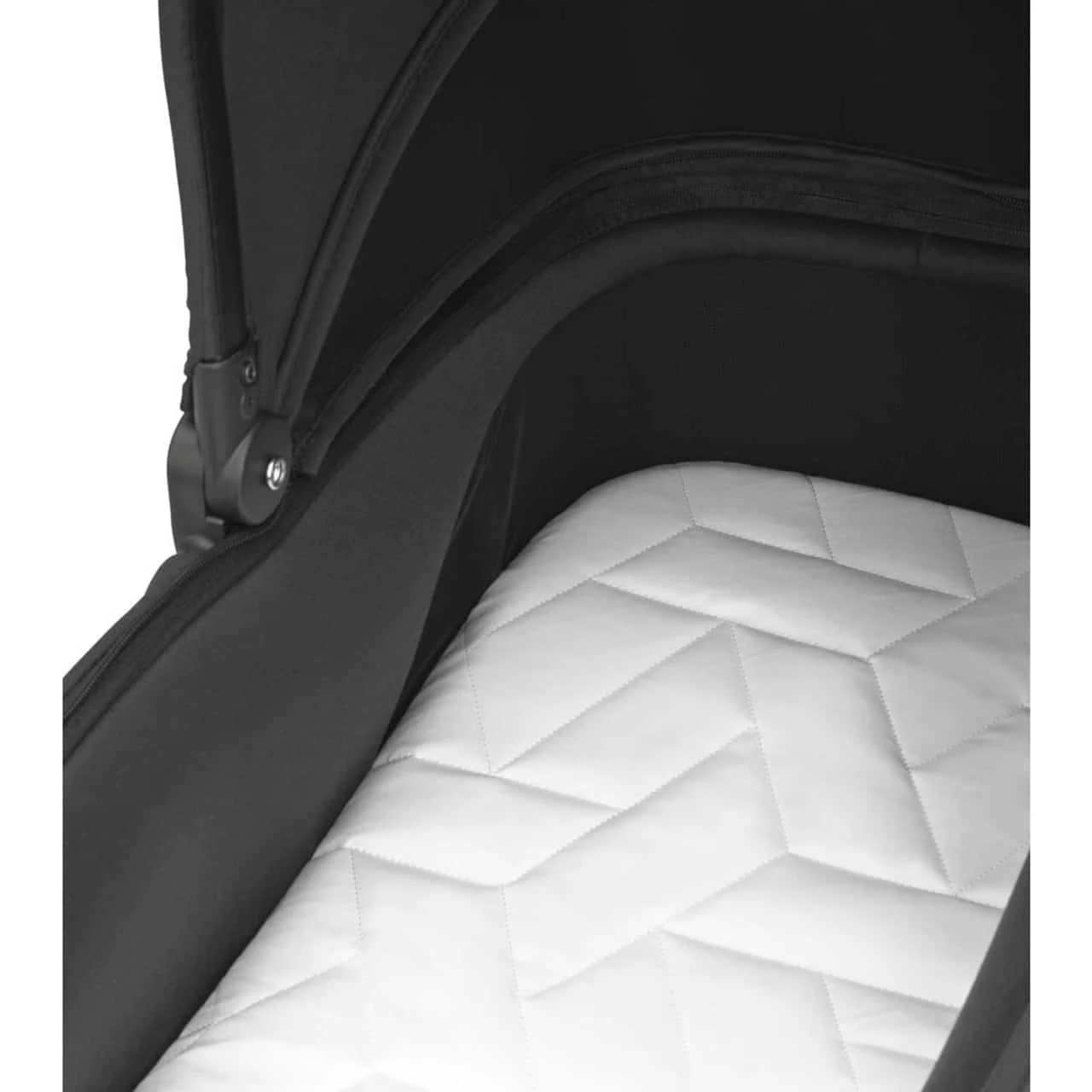 Maxi-Cosi Oxford 11 Piece Cabriofix Bundle – Twillic Black 10 Maxi-Cosi Oxford 11 Piece Cabriofix Bundle – Twillic Black - Image 8
