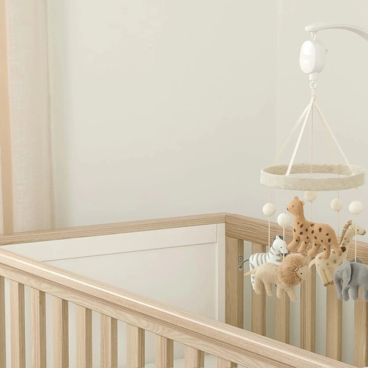 Mamas & Papas Born To Be Wild Cot Mobile 4 Mamas & Papas Born To Be Wild Cot Mobile - Image 2