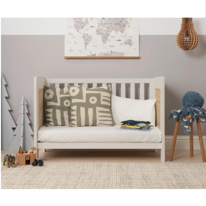 Tutti Bambini Alba Mini Cot Bed – Sand/Distressed Oak 6 Tutti Bambini Alba Mini Cot Bed – Sand/Distressed Oak - Image 4