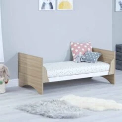 Babymore Veni 2 Piece Nursery Room Set – White/Oak -Baby Supplies babymore veni junior bed no drawer oak scaled 1