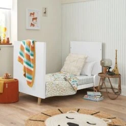 Tutti Bambini Fika Mini Cot Bed – White/Light Oak -Baby Supplies cvgtr