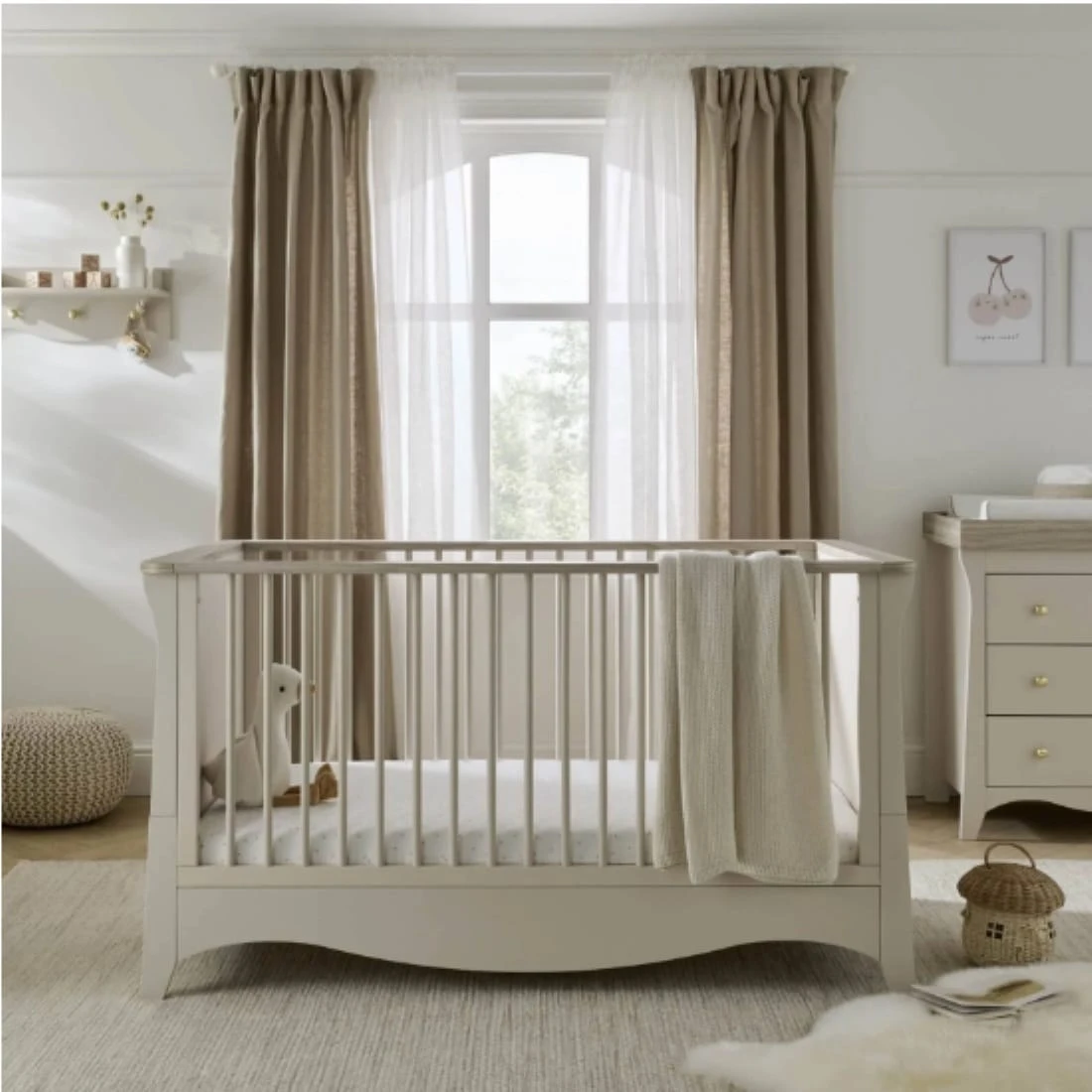 CuddleCo Clara 5 Piece Nursery Set Bundle – Cashmere/Ash 17 CuddleCo Clara 5 Piece Nursery Set Bundle – Cashmere/Ash - Image 15