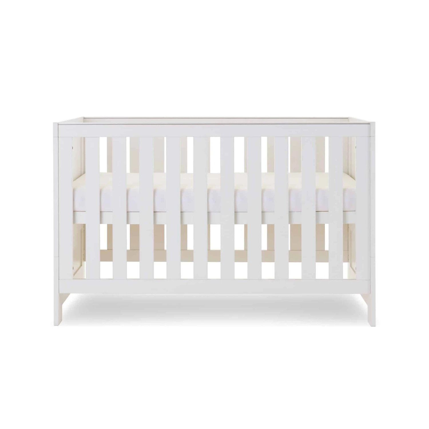 Obaby Nika 4 Piece Nursery Room Set – White 4 Obaby Nika 4 Piece Nursery Room Set – White - Image 2