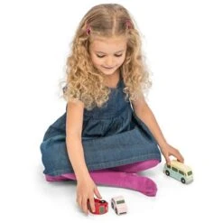 Le Toy Van Retro Metro Car Set -Baby Supplies prod 1475575180 RetroMetro CarSeat3