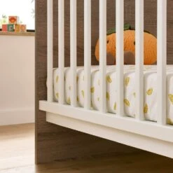 CuddleCo Enzo Cot Bed – Truffle Oak/White -Baby Supplies sgre