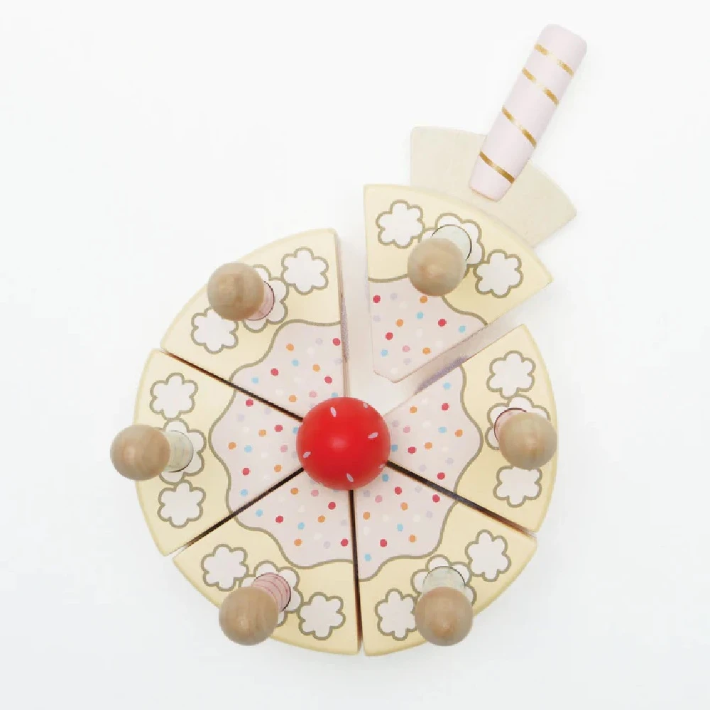 Le Toy Van Sliceable Birthday Cake And Candles 4 Le Toy Van Sliceable Birthday Cake And Candles - Image 2